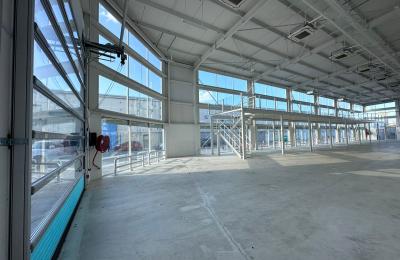 11,640 sq.ft Commercial Warehouse for Rent – Al Quoz