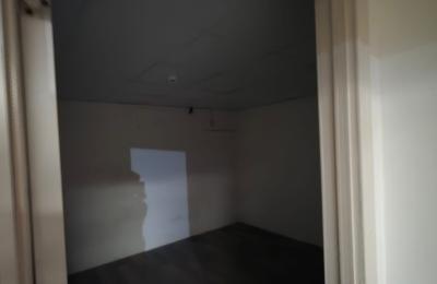 Compact Storage Warehouse with Offices in Ras Al Khor – 4,200 Sqft (G+M) | 3 Offices + Reception | AED 200,000 Annually | Storage & Office Ready